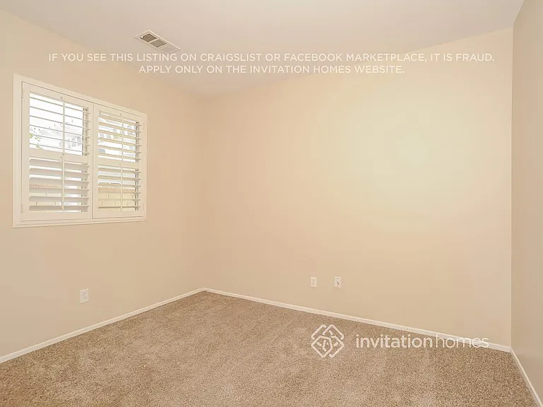42213 Marbella St — Photo 11