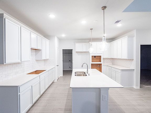 5th image of 21211 Mangrove Ln