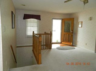 1381 Maple Leaf Ct, Sidney, OH 45365