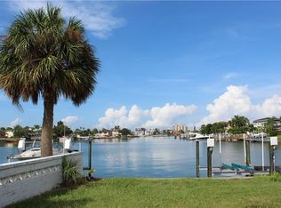 305 22nd St, Belleair Beach, FL 33786
