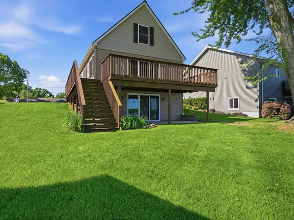 17300 Warrior Dr, Howard City, MI 49329