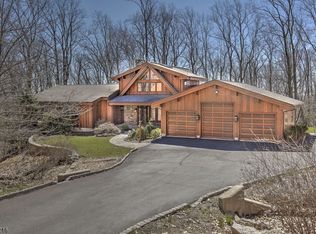 22 Parsonage Lot Rd, Tewksbury Twp, NJ 07830