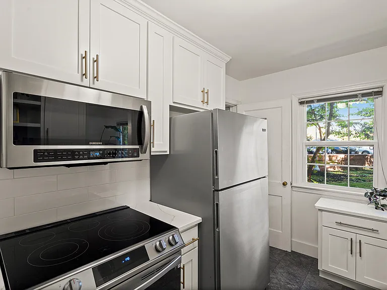 113 Crestmere Ave #101 — Photo 24
