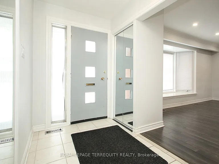 1 Barnes Cres — Photo 4