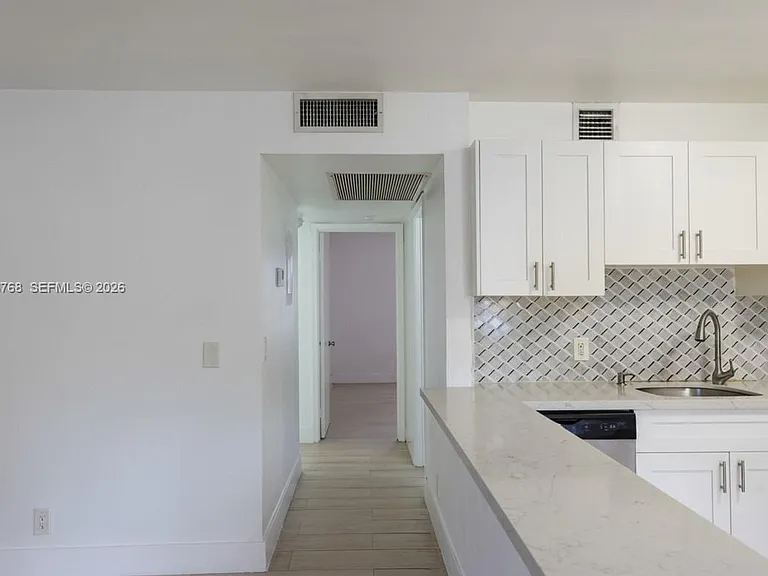 850 SW 133rd Ter #105B — Photo 7