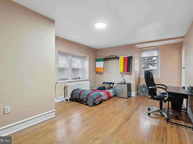 5400 Woodcrest Ave — Photo 35