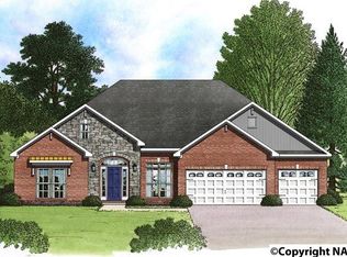 7544 Parktrace Ln, Owens Cross Roads, AL 35763