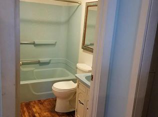 32 Main St #1, Poultney, VT 05764