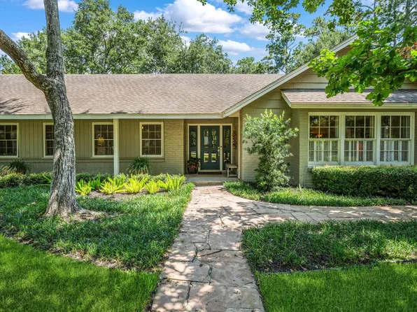 11902 Laurie Ln, Houston, TX 77024