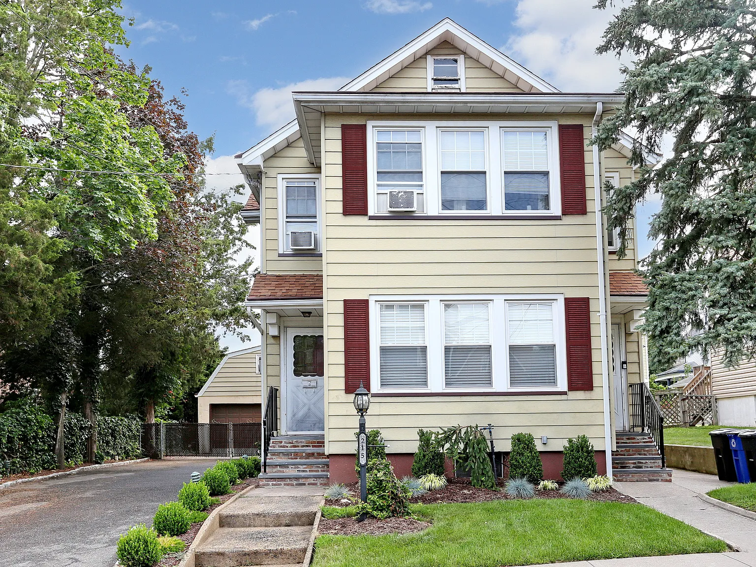 2 bed, $2,700 — Photo 2