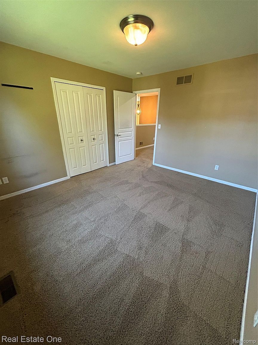 163 S Vista, photo 13