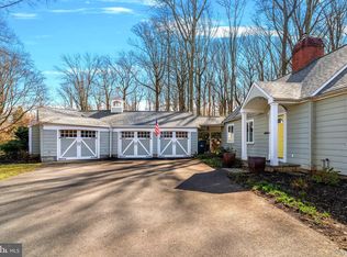 272 Brae Bourn Rd, Huntingdon Valley, PA 19006