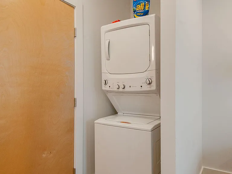 2513 White Ave #5 — Photo 9