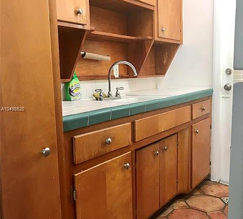 5th image of 717 Espanola Way APT 111