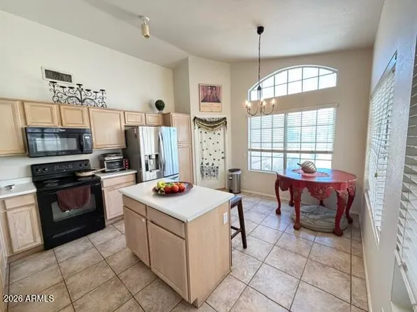 333 W Bruce Avenue, Gilbert, AZ 85233