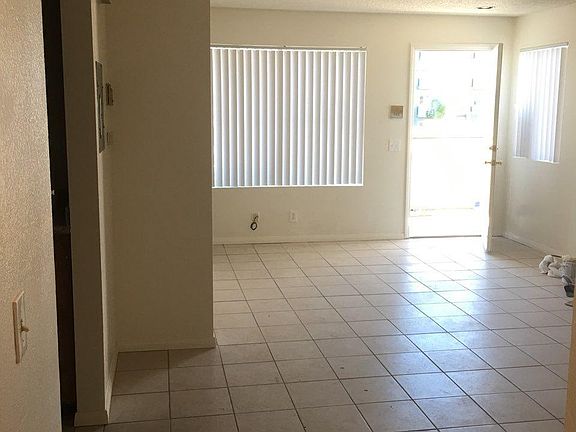 5th image of 4270 Highland Ave APT 11