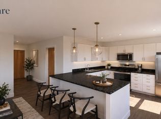 100 Park Dr #Drive4-2, Topsham, ME 04086