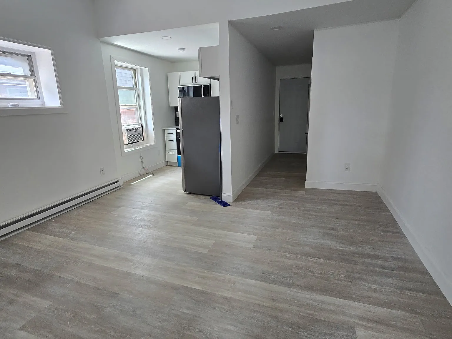 1 bed, 650 sqft, $1,350 — Photo 3