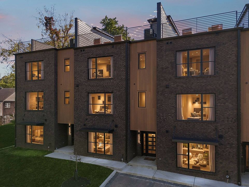 1st image of 542B Rosedale Ave #9
