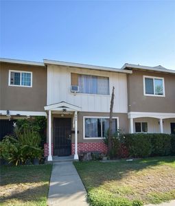 664 E 5th St, Azusa, CA, 91702