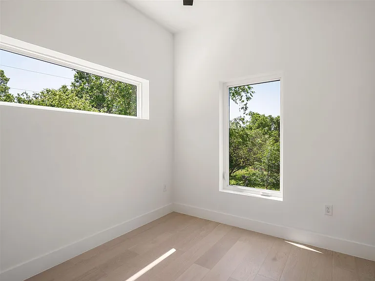 2609 Davis Ln #2 — Photo 24