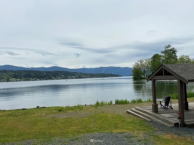 Private Beach & Cabana