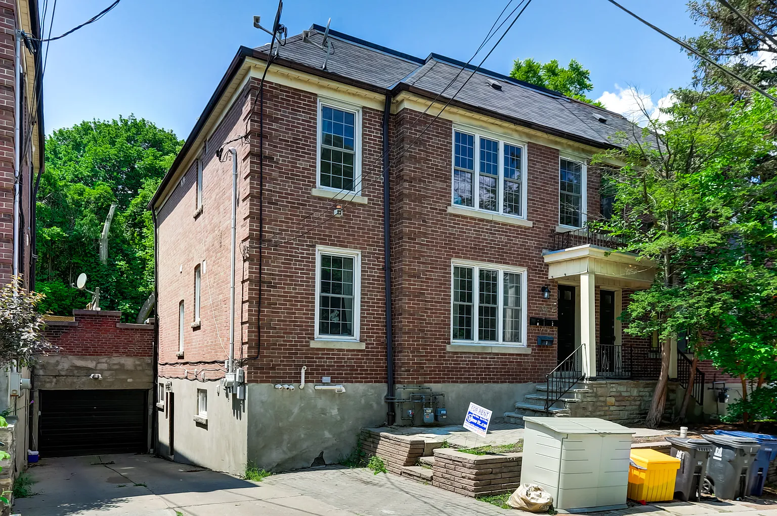 1174 Mount Pleasant Rd #Basement photo 1