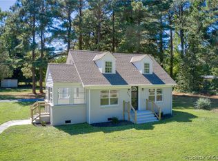 880 Ditchley Rd, Kilmarnock, VA 22482