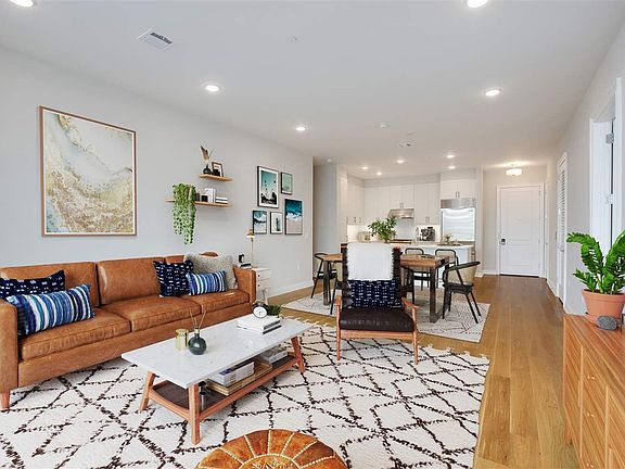 5th image of 3 Somerset Ln Unit 419
