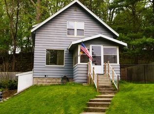 1040 Haines St NW, Grand Rapids, MI 49504