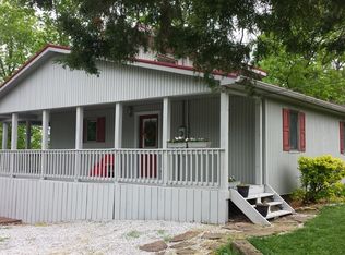 1260 Cave Heights Ln, Falls Of Rough, KY 40119