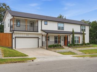 2212 E 12th Pl, Tulsa, OK 74104