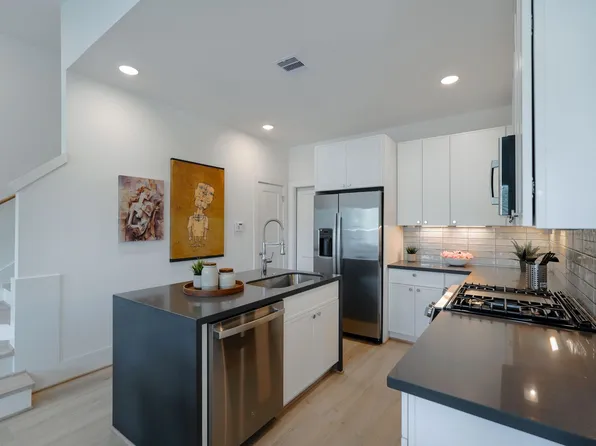 862 Paul Quinn St #C, Houston, TX 77091