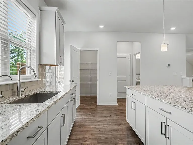 2087 Graywell Ln — Photo 12