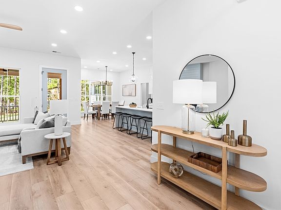 5th image of 1433 Stillwater Dr