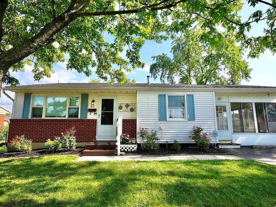 1st image of 651 Hillsdale Dr