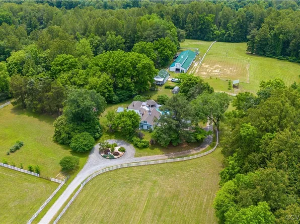 2644 Dorrell Rd, Aylett, VA 23009