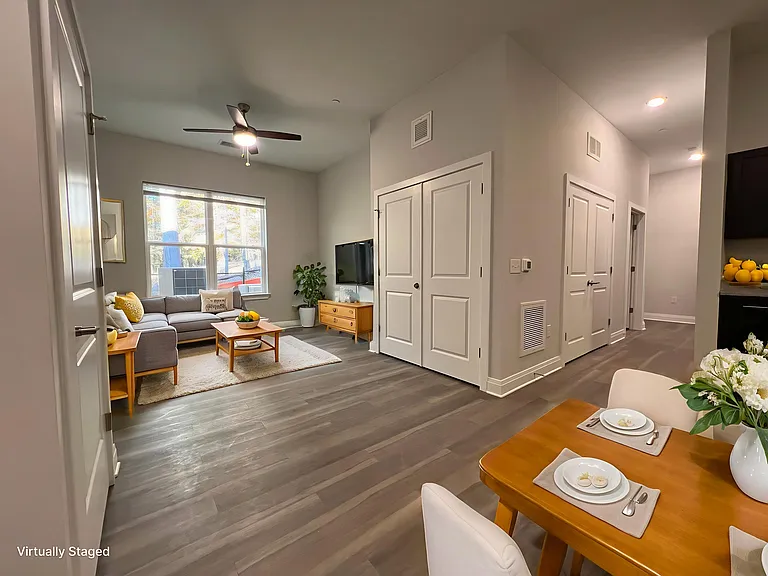 Trinity Court Apartments — Photo 10