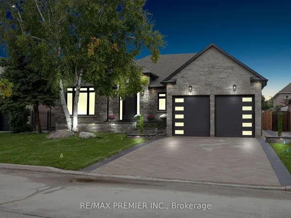 19 Polo Cres, Vaughan, ON L4L 8W6
