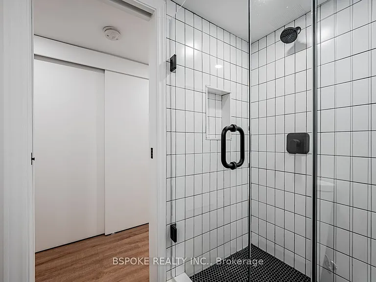 4 Hartford Ave #BASEMENT — Photo 19