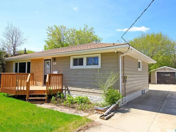 114 Gladstone AVENUE S, Yorkton, SK S3N 2B5
