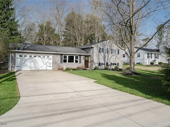 10064 Darrow Rd, Twinsburg, OH 44087