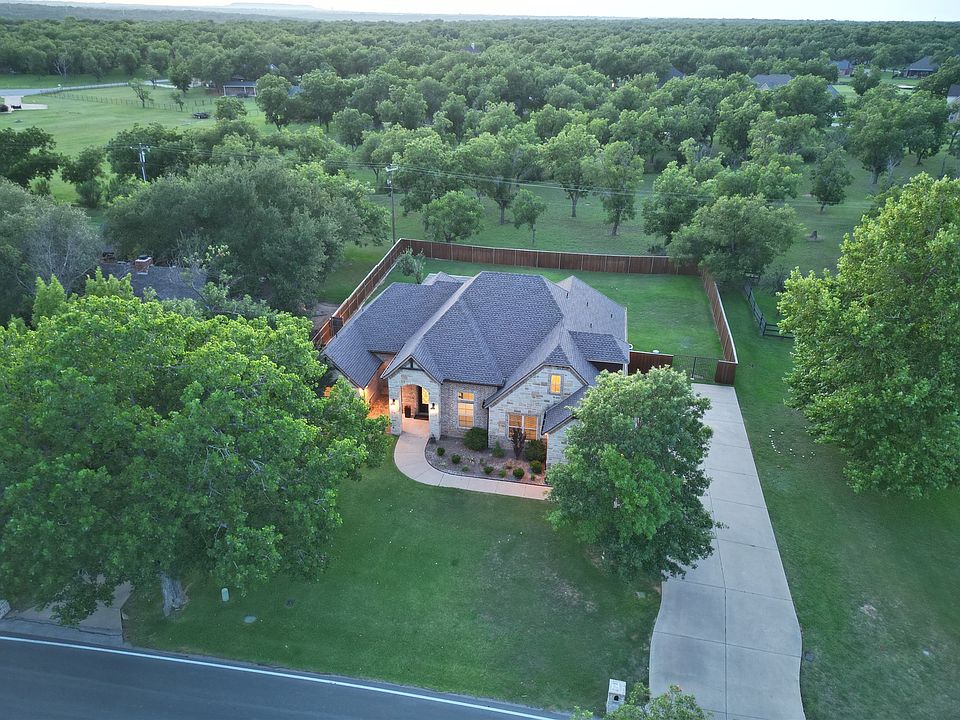 1st image of 9709 Bellechase Rd