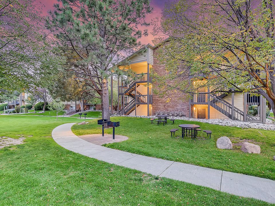 Clearview Apartments 4840-print-065-060-Exterior