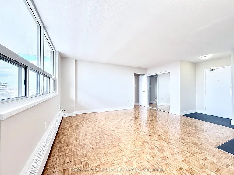 1500 Bathurst St #1103 — Photo 6