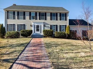 5 Rosedale Ave, North Andover, MA 01845