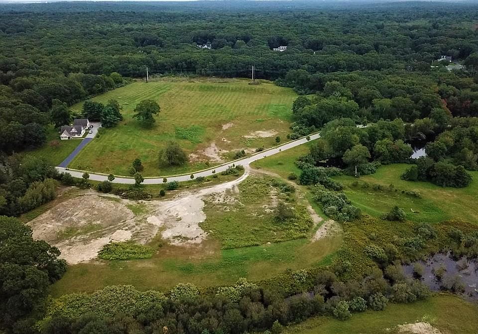 159 Explorer Dr, Saunderstown, RI 02874 Zillow