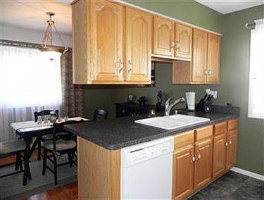 4th image of 11671 Blossom Ave