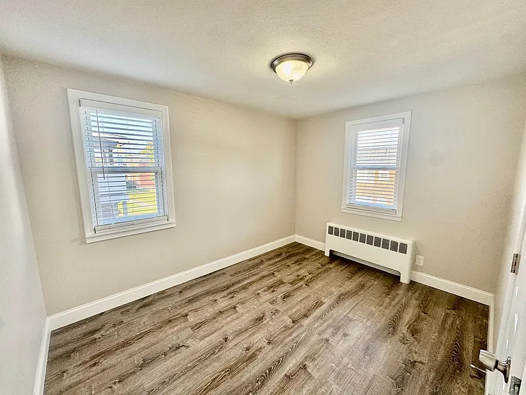 Shawomet Gardens Apartments — Photo 25