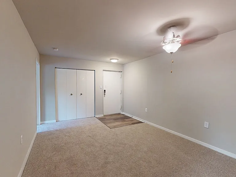 Seneca Place — Photo 107